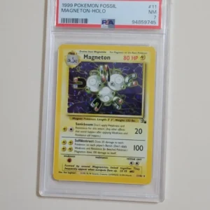 Magneton - Pokemon Fossil #11 - Holo - Near Mint PSA 7